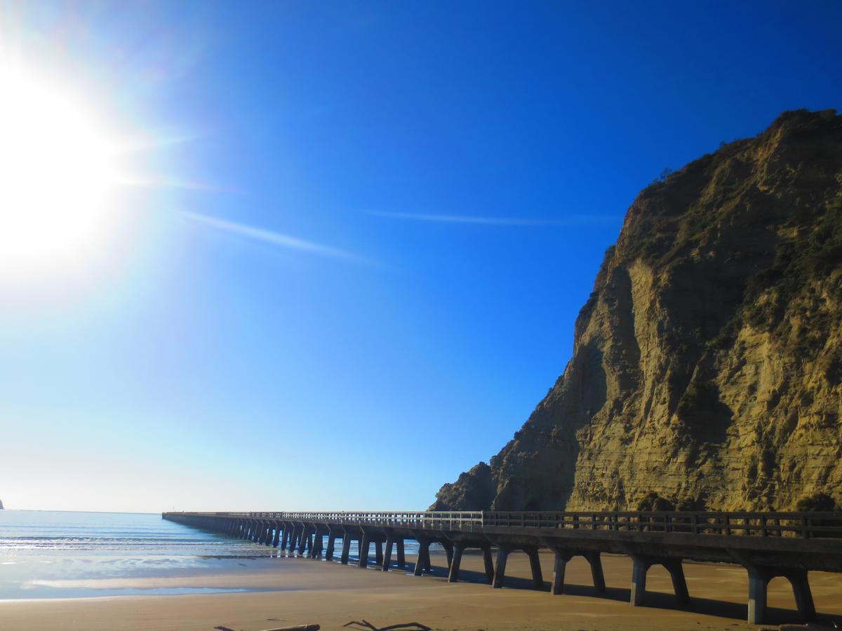 Tolaga Bay Inn Buitenkant foto